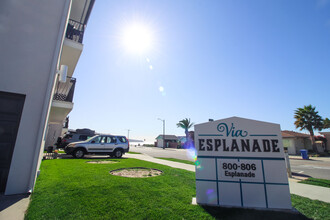 Via Esplanade in Redondo Beach, CA - Building Photo - Building Photo