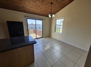 1400 Hartland Woods Way in Lexington, KY - Building Photo - Building Photo