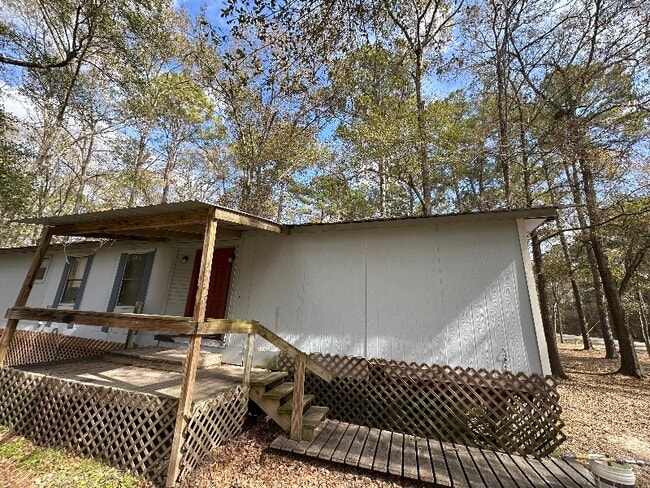 86 Young Rd in Huntsville, TX - Building Photo - Building Photo