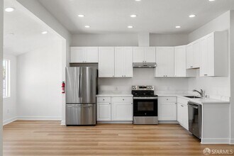594 Vermont St in San Francisco, CA - Building Photo - Building Photo