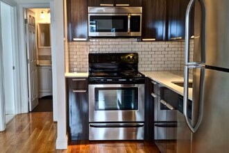 105 Jersey St, Unit T3 in Boston, MA - Foto de edificio - Building Photo