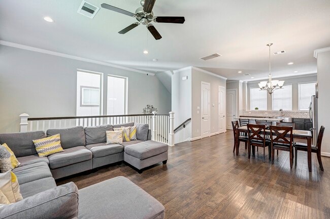 property at 2113 Paul Quinn St