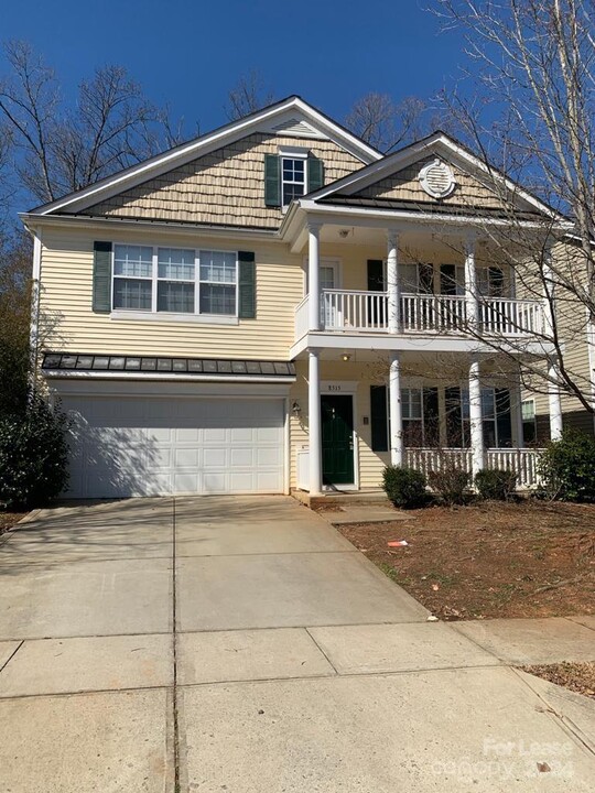 8515 Thelema Ln in Charlotte, NC - Foto de edificio