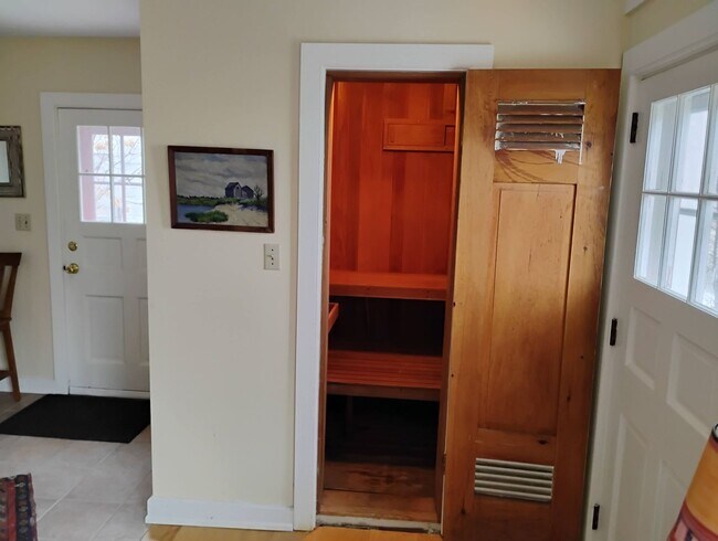 873 Bragg Hill Rd in Norwich, VT - Building Photo - Building Photo