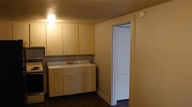 608 E N 15th St in Abilene, TX - Building Photo - Building Photo