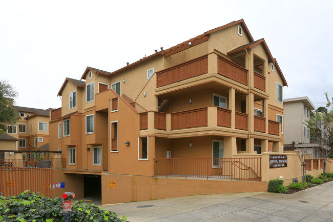 Santa Inez Apartments in San Mateo, CA - Foto de edificio - Building Photo