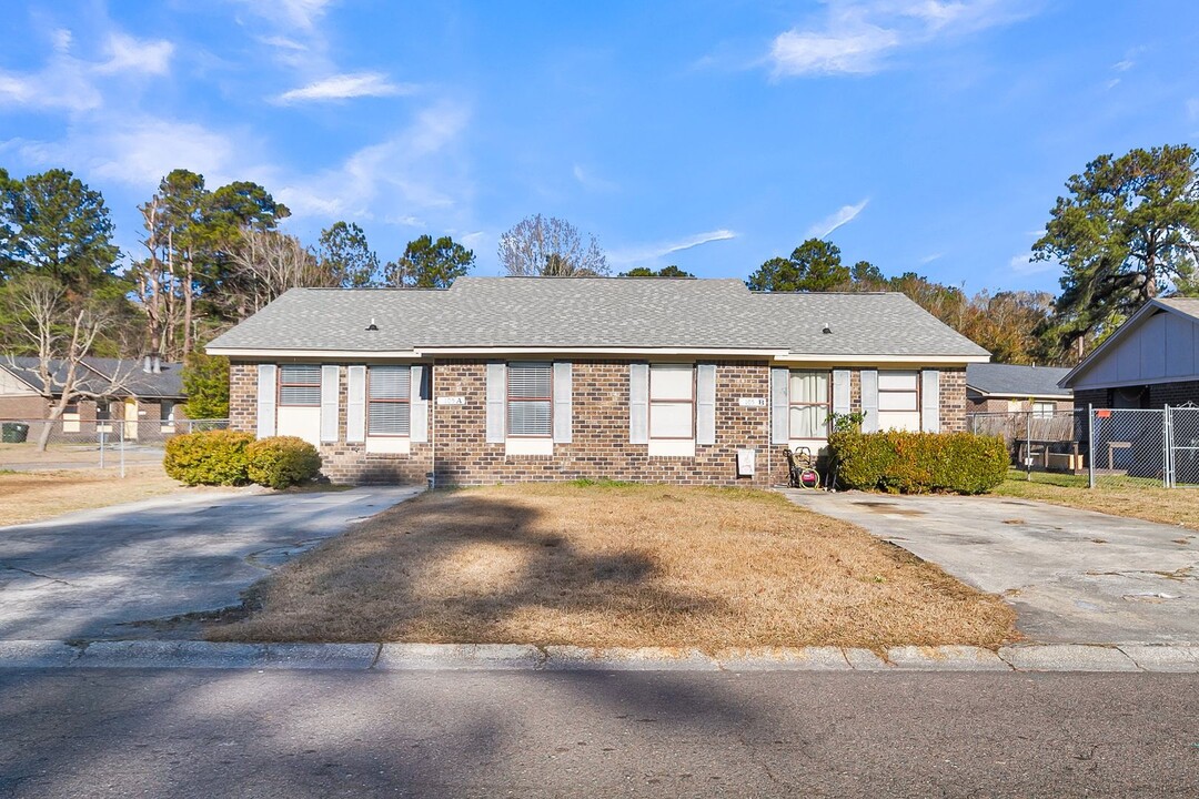 105 Canvasback Dr in Summerville, SC - Building Photo