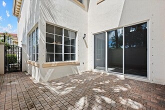 35 Stoney Dr in Palm Beach Gardens, FL - Building Photo - Building Photo
