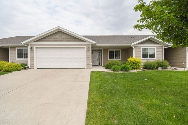 property at 6010 W Bloomfield Pl