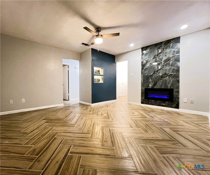 309 Erby Ave, Unit B in Copperas Cove, TX - Building Photo