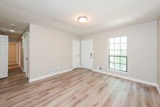 889 Ralph Rd SE in Conyers, GA - Building Photo - Building Photo