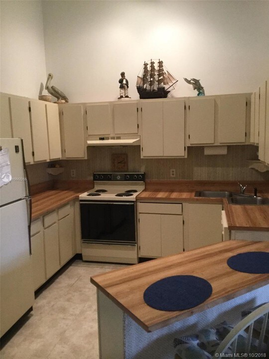6519 Chasewood Dr-Unit -H in Jupiter, FL - Building Photo