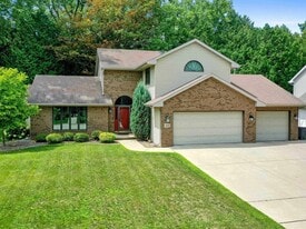 144 Swiss Meadow Ln in Green Bay, WI - Building Photo