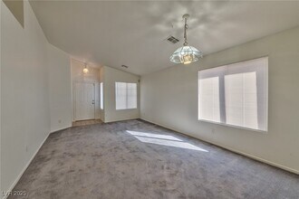11085 Cusumano Ct in Las Vegas, NV - Building Photo - Building Photo