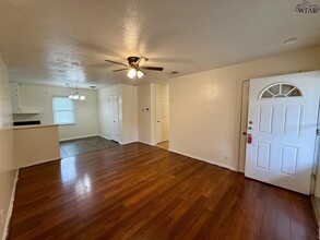 5403 Dewey St in Wichita Falls, TX - Building Photo - Building Photo