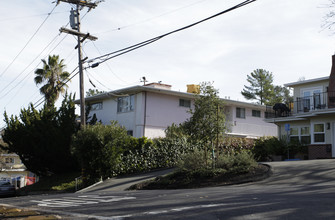 3585 Brook St in Lafayette, CA - Building Photo - Building Photo