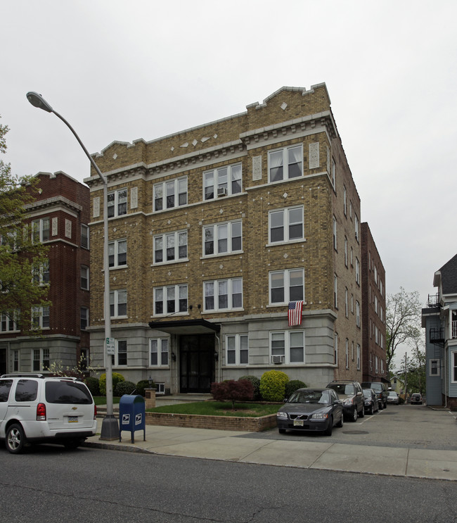 45 N Fullerton Ave in Montclair, NJ - Building Photo - Building Photo