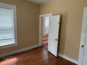 429 Greenwood Ave in Fort Wayne, IN - Building Photo - Building Photo