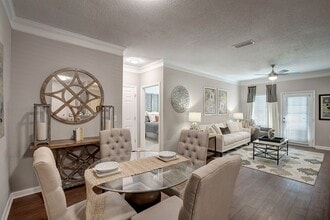 The Glen at Alexander Apartments in Augusta, GA - Foto de edificio - Building Photo