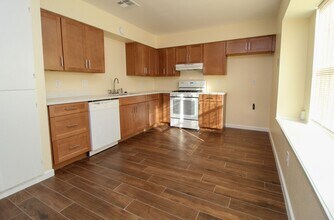 1808 Dean Martin Dr in El Paso, TX - Building Photo - Building Photo