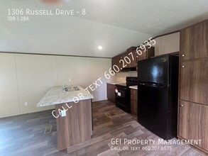 1306 Russell Dr in Weaver, AL - Building Photo - Building Photo