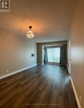18 Lee Centre Dr in Toronto, ON - Building Photo - Building Photo
