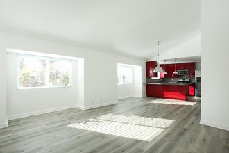 405 Brooks Ave in Los Angeles, CA - Building Photo - Building Photo