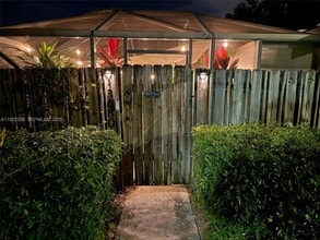 13680 Yarmouth Ct in Wellington, FL - Building Photo - Building Photo