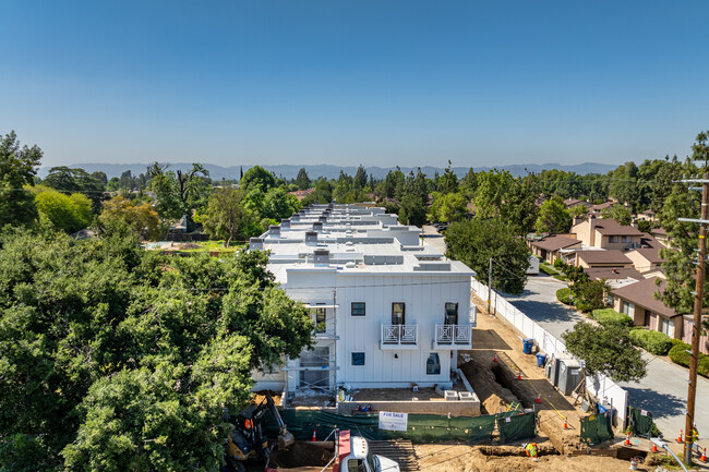 20024 Chase St in Winnetka, CA - Building Photo - Building Photo