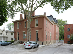 Forestdale Apartments in Columbus, OH - Building Photo - Building Photo