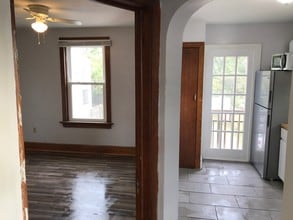 24 Hamilton Ave, Unit B in Frederick, MD - Foto de edificio - Building Photo