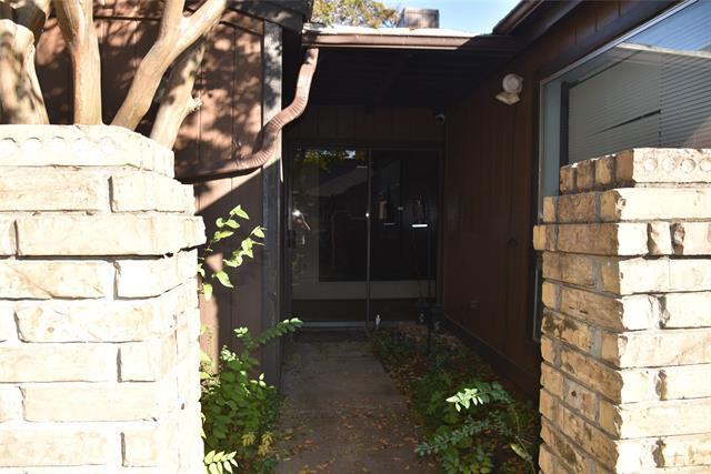 5506 Willow Cir in Fort Worth, TX - Building Photo - Building Photo