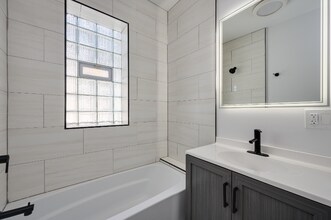 4444 S Campbell Ave-Unit -2 in Chicago, IL - Building Photo - Building Photo