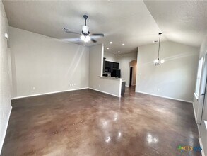 2611 Pahmeyer Rd in New Braunfels, TX - Building Photo - Building Photo
