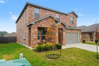 3083 Mondavi Crest in Selma, TX - Building Photo - Building Photo