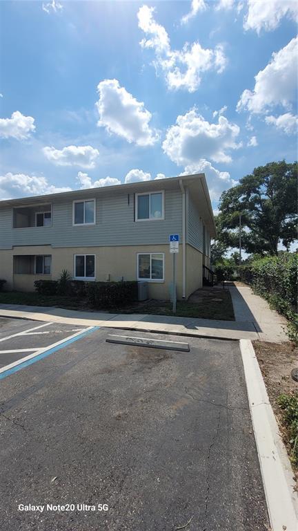 property at 640 Golden Raintree Pl