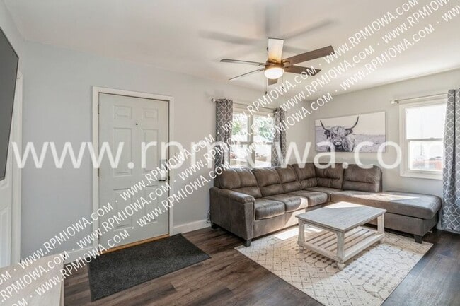 2935 Indianapolis Ave in Des Moines, IA - Building Photo - Building Photo