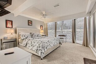 204 World of Tennis Sq in Lakeway, TX - Building Photo