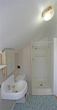 5604 Chaucer Dr photo'