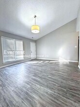 2721 Fairstone Ave in Charlotte, NC - Building Photo - Building Photo