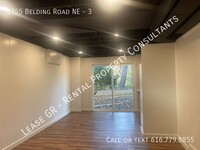 8755 Belding Rd NE in Rockford, MI - Building Photo - Building Photo