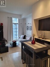 4503 Lake Shore Blvd W in Toronto, ON - Building Photo - Building Photo