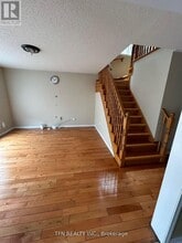 117 Rouge River Dr in Toronto, ON - Building Photo - Building Photo