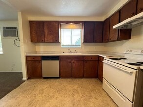 25 Washington St in Medford, OR - Building Photo - Building Photo
