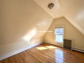 189 Beacon St, Unit 3 in Somerville, MA - Foto de edificio - Building Photo