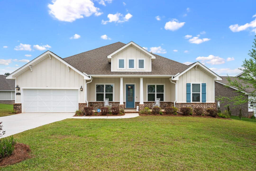 9377 Diamante Blvd in Daphne, AL - Building Photo
