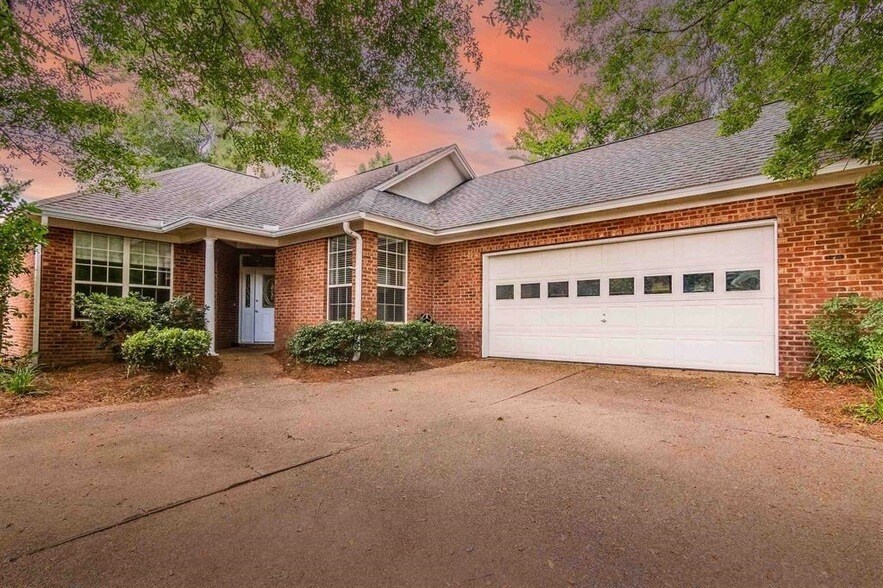 1627 New Legend Ct in Tallahassee, FL - Building Photo