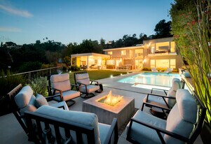 2344 Banyan Dr in Los Angeles, CA - Building Photo