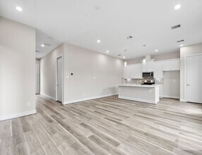 7522 Sandle St in Houston, TX - Building Photo - Building Photo