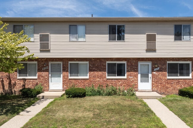 Goddard Estates in Taylor, MI - Foto de edificio - Building Photo
